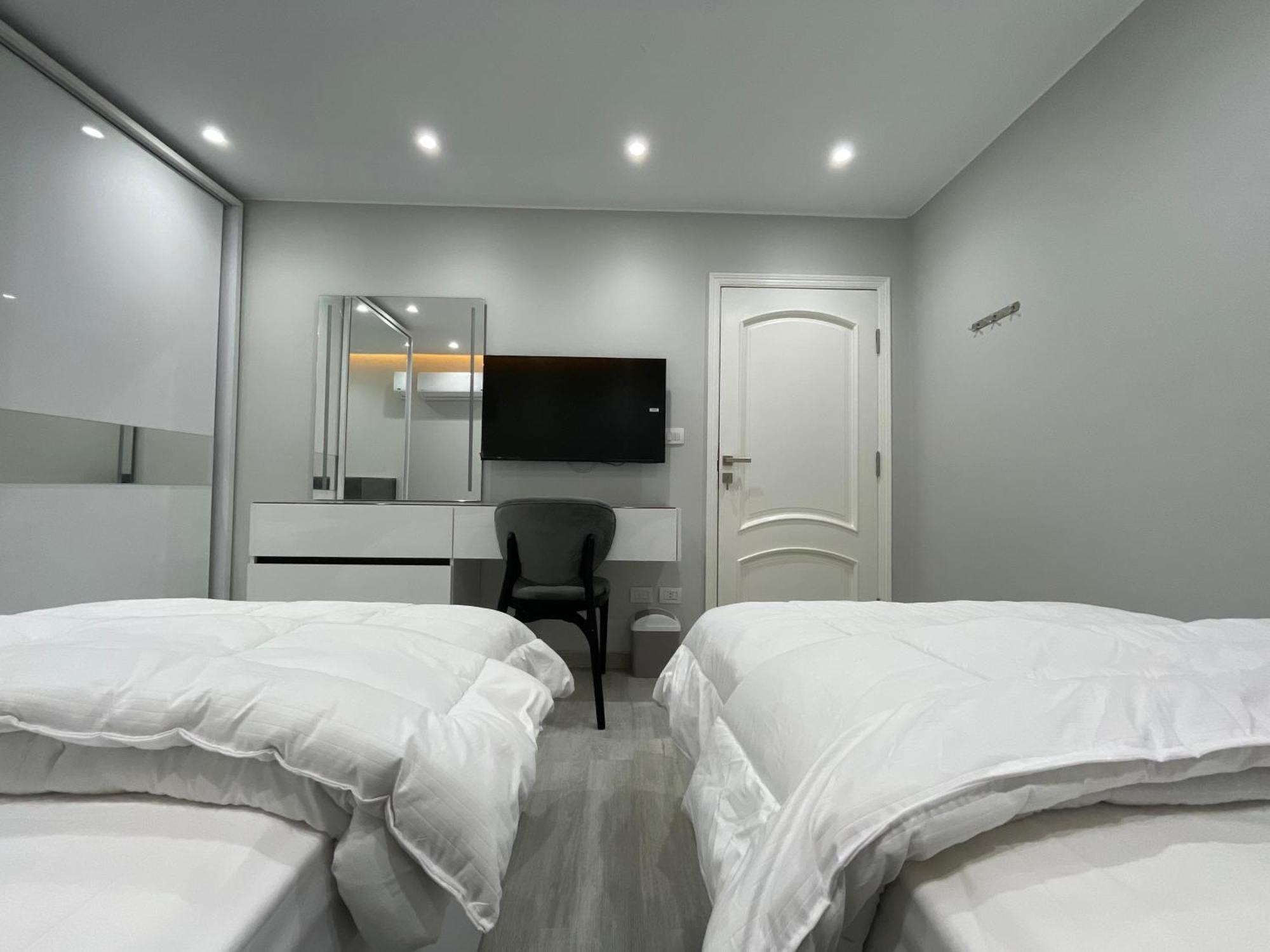 فندقية بالدقى Apartment *